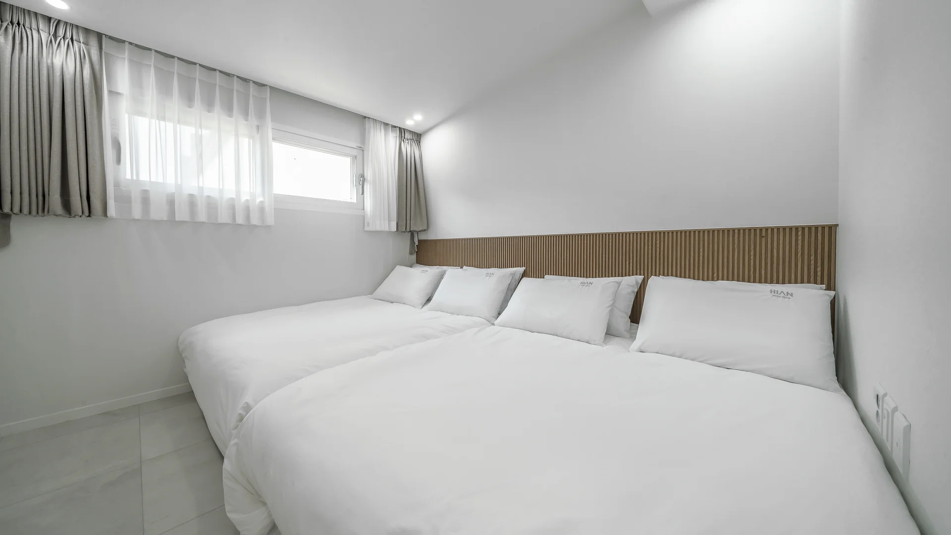 sand room24